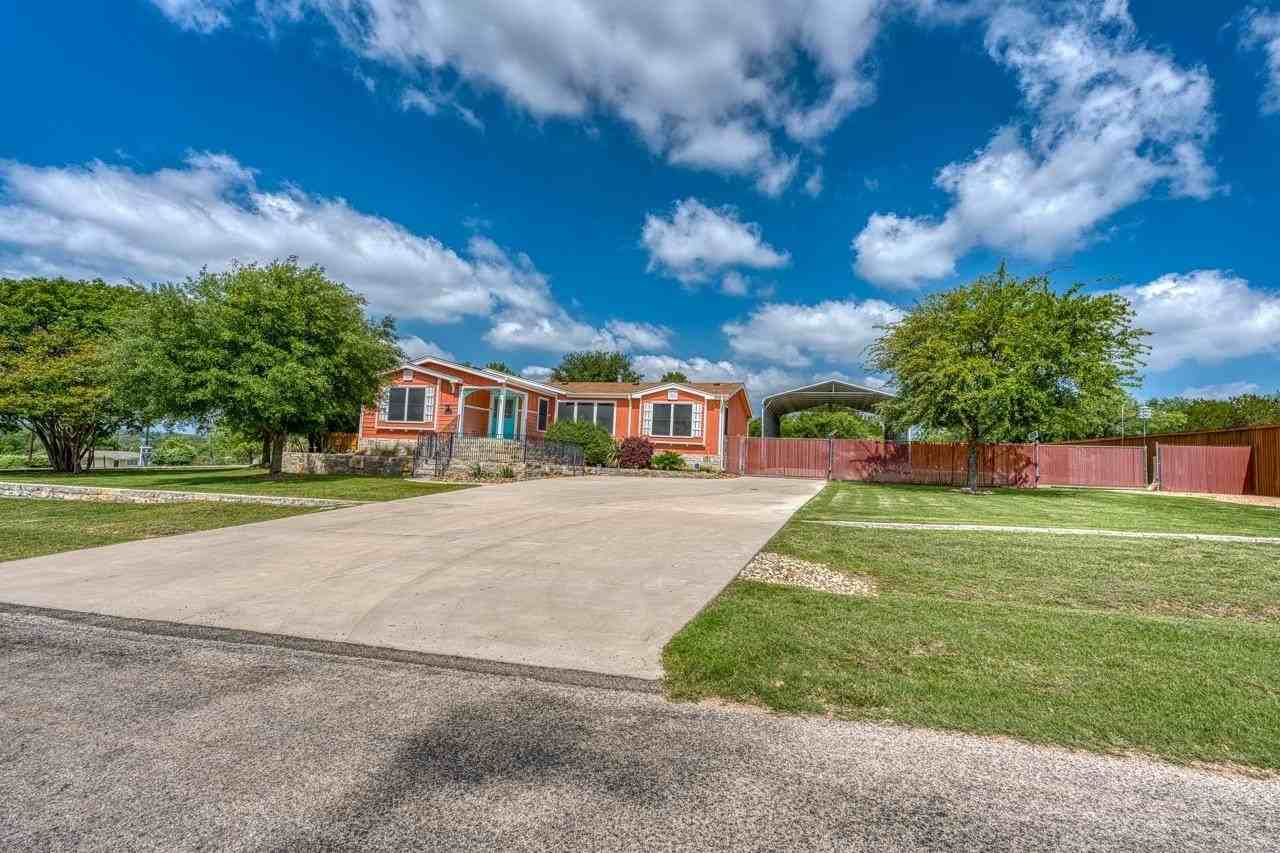 826 Sandy Mountain Dr - Photo 4 of 44