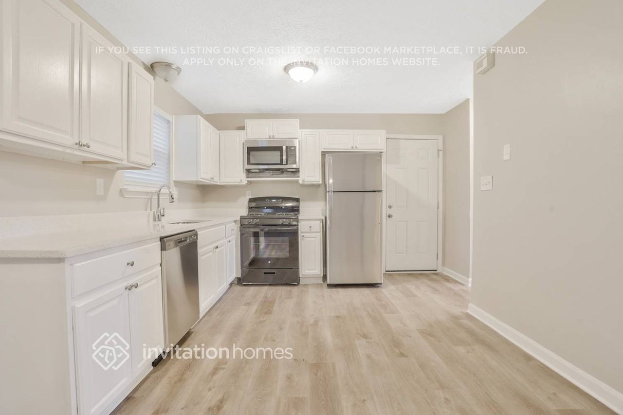 1103 Redan Trail Ct - Photo 7 of 30