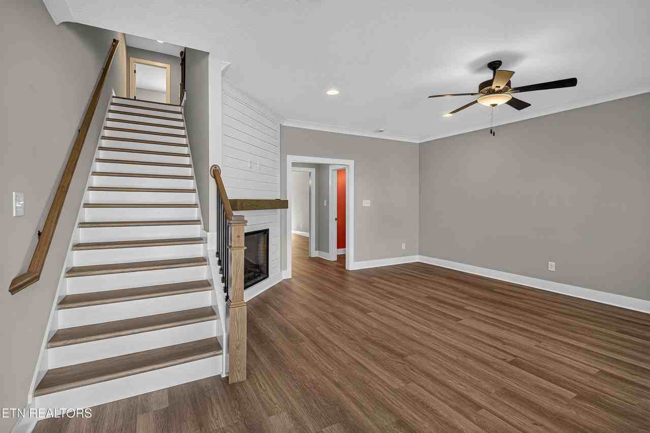 7219 Sassafras Way - Photo 3 of 22