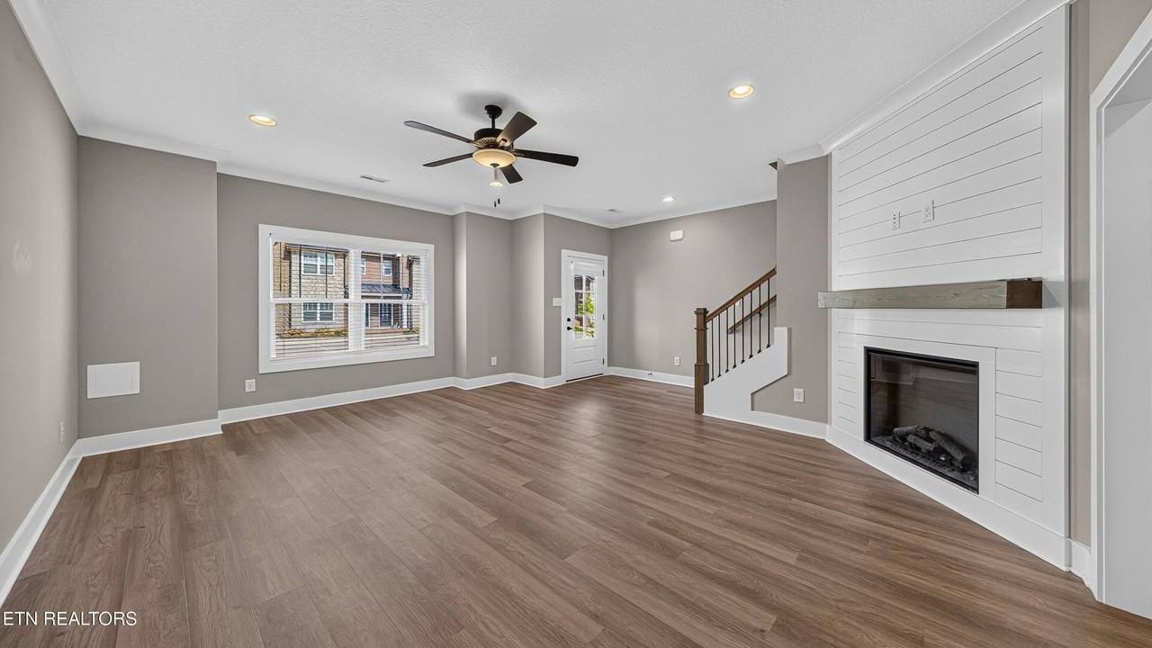 7219 Sassafras Way - Photo 5 of 22