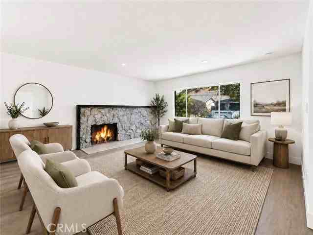 9425 Mclennan Ave - Photo 2 of 7