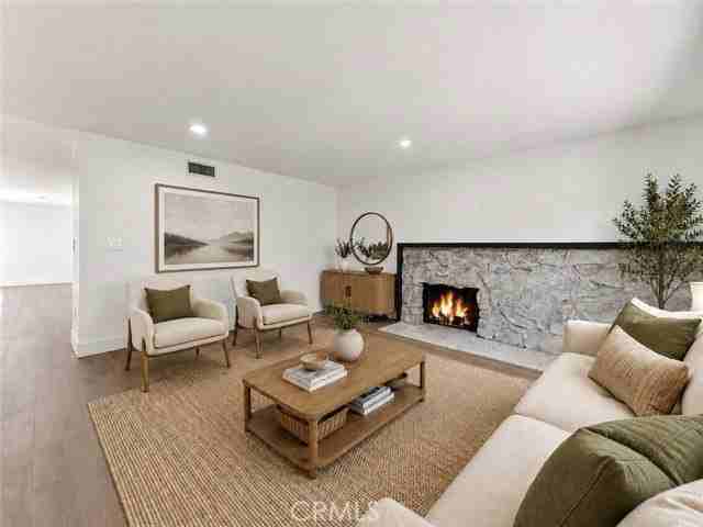 9425 Mclennan Ave - Photo 5 of 7