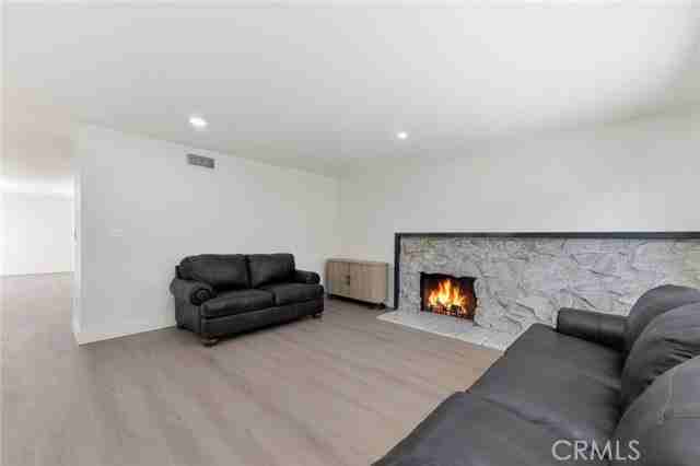9425 Mclennan Ave - Photo 6 of 7