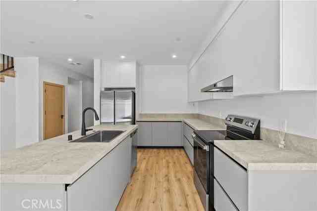 5751 Vista Del Monte Ave - Photo 4 of 8