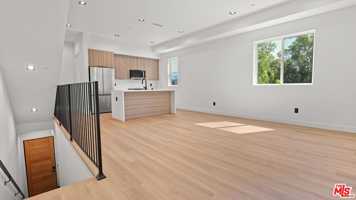 featured image of 10842 Peach Grove St #AA