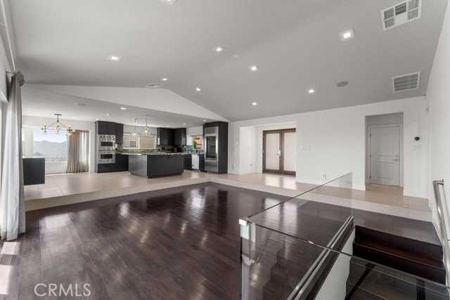 900 Cavanagh Rd - Photo 2 of 8