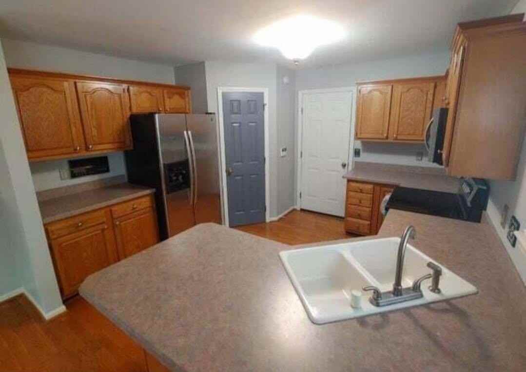 917 Palomino Ln - Photo 3 of 8