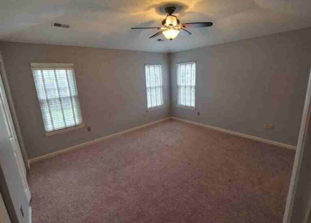 917 Palomino Ln - Photo 5 of 8