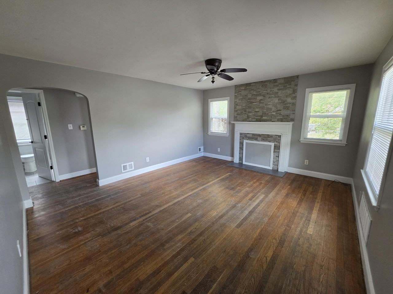 1038 Kees Rd - Photo 2 of 27