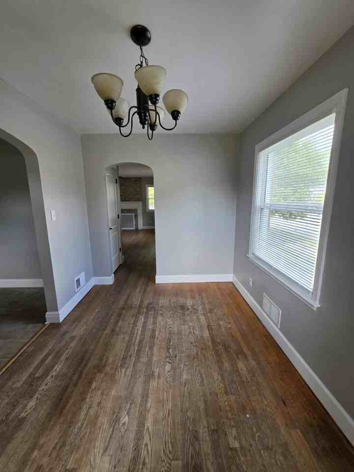 1038 Kees Rd - Photo 6 of 27