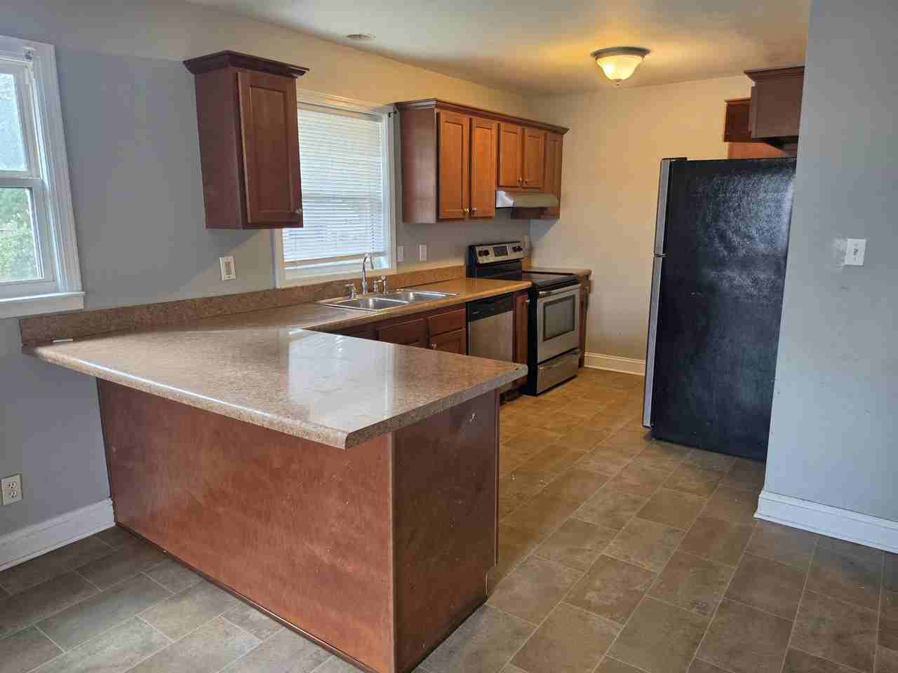 1038 Kees Rd - Photo 7 of 27