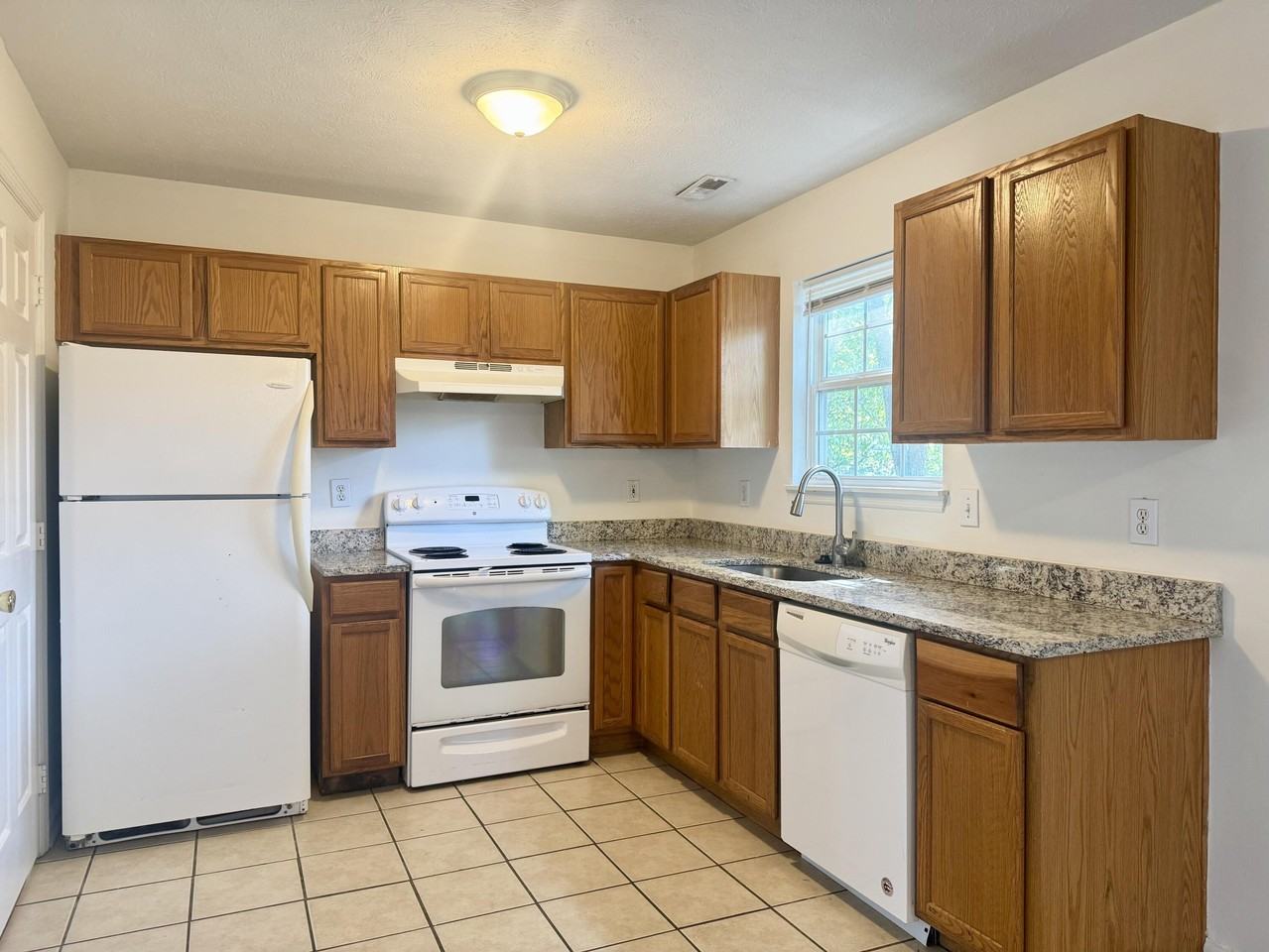 1132 Jonestown Ln - Photo 6 of 22