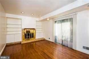827 S Bond St - Photo 1 of 1