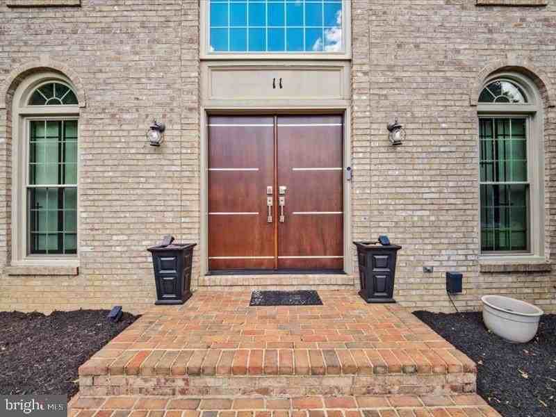 11 Talley Ct - Photo 3 of 50