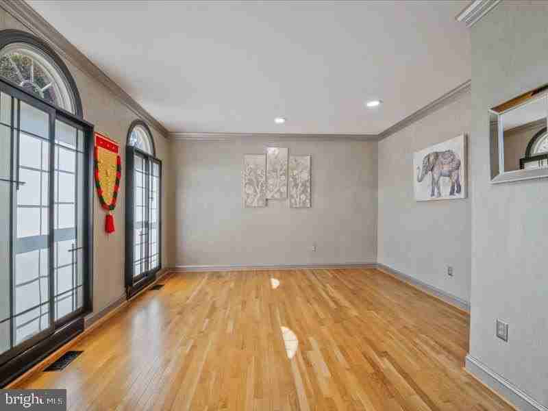 11 Talley Ct - Photo 5 of 50
