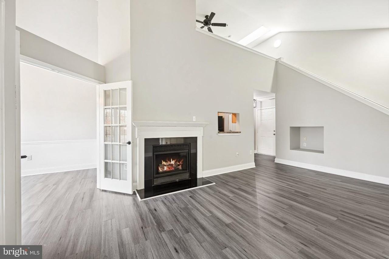6520 Lake Park Dr - Photo 4 of 22
