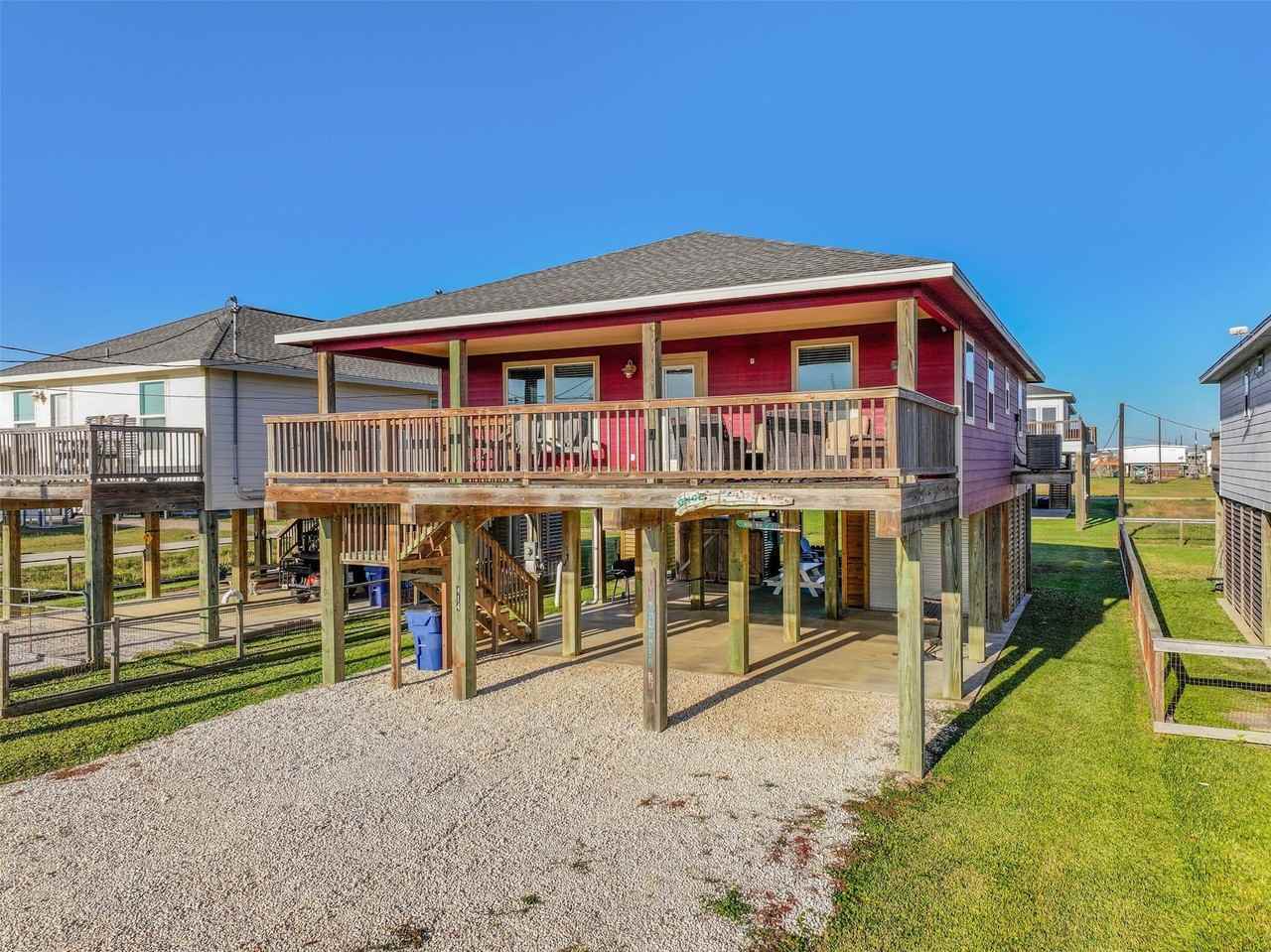 414 Thunder Rd - Photo 2 of 48