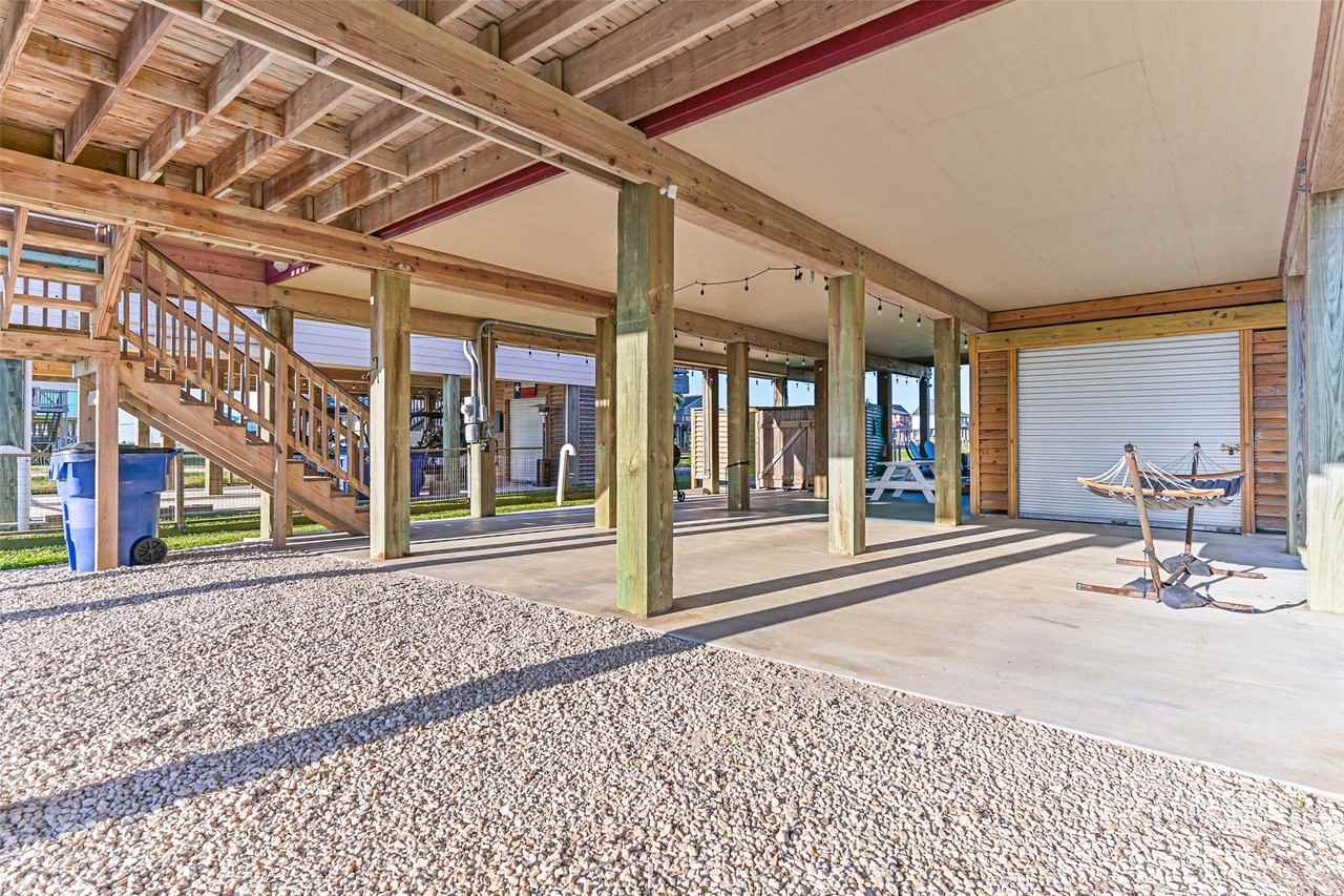 414 Thunder Rd - Photo 5 of 48