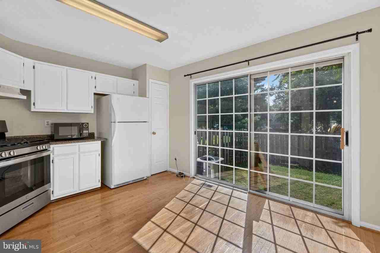 6619 High Valley Ln - Photo 6 of 33