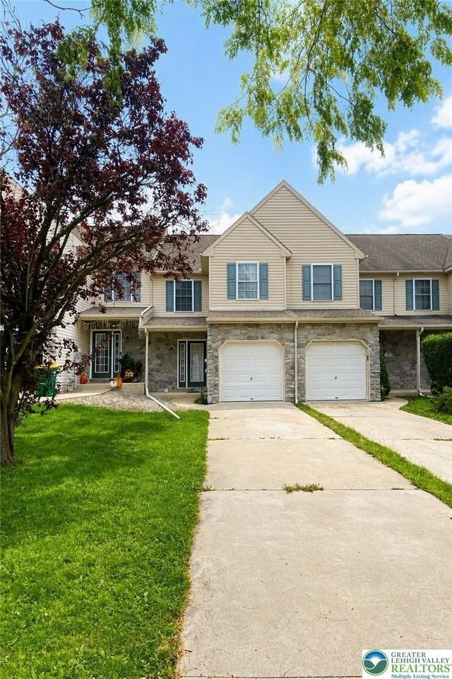 8134 Heritage Dr - Photo 2 of 35