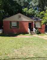 featured image of 2623 Plum St