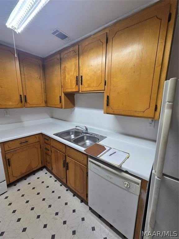 2623 Plum St - Photo 4 of 10