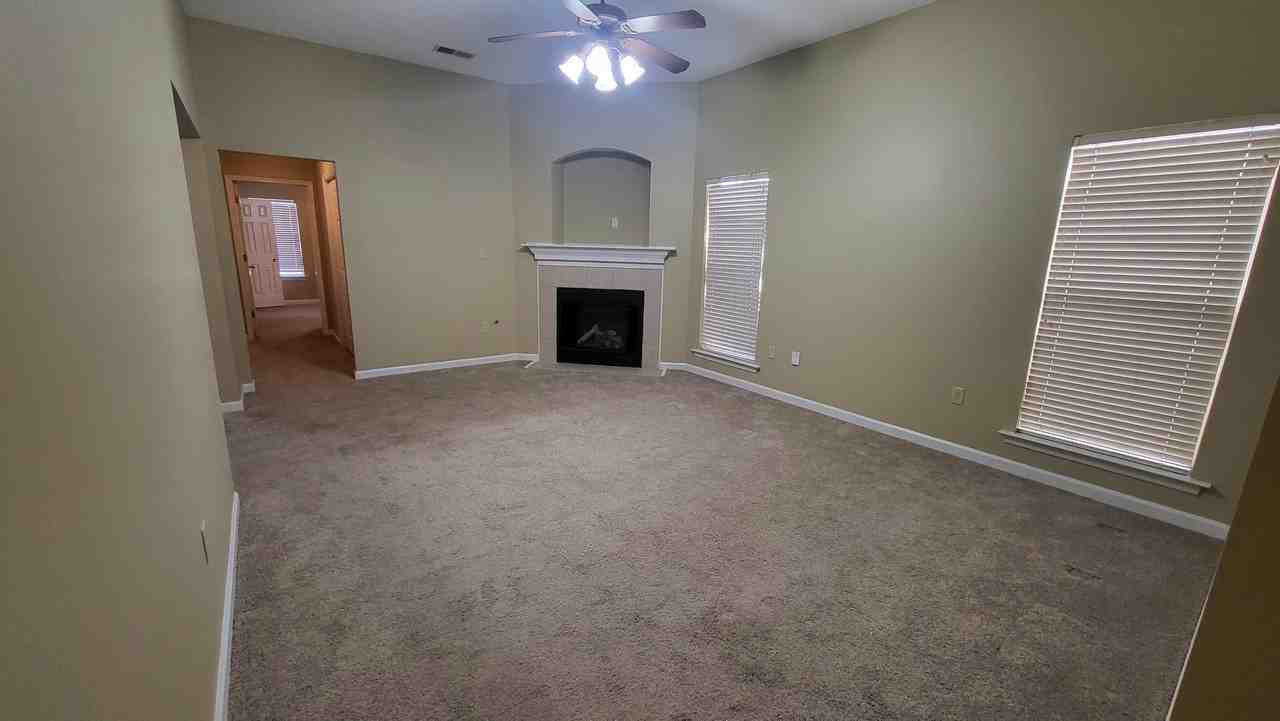 2777 Virginia Woods Pl - Photo 7 of 12