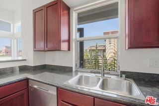 6400 Crescent Park E #424 - Photo 4 of 8