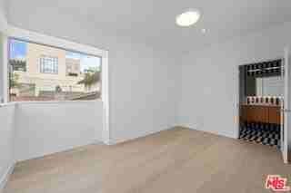 1227 23rd St #A - Photo 7 of 8