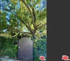 2117 Alcyona Dr - Photo 3 of 8