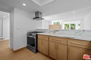 9315 Lloydcrest Dr - Photo 7 of 8