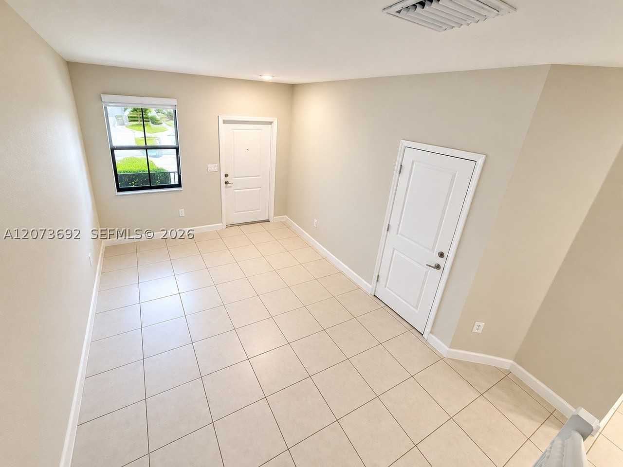 24480 Sw 119th Pl #24480 - Photo 3 of 15