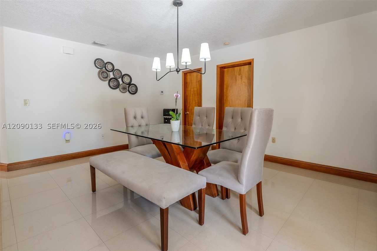 4671 Sw 155th Pl #4671 - Photo 7 of 20