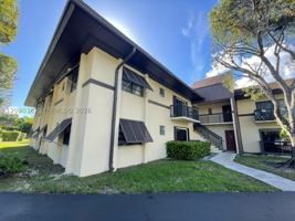 featured image of 7915 Sw 86th St #701
