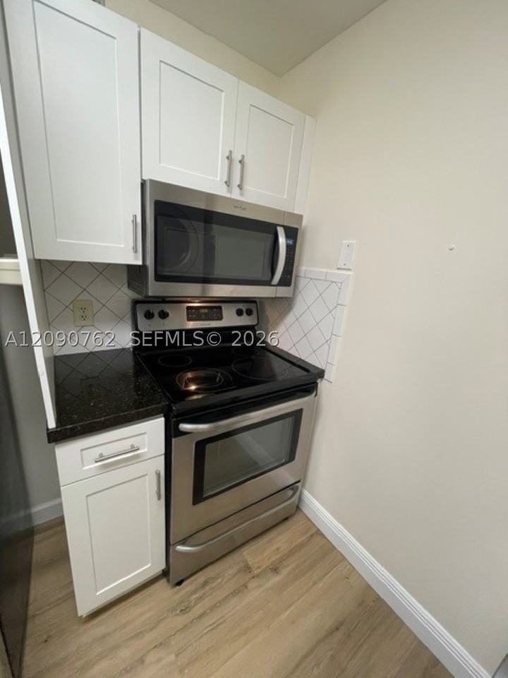 7915 Sw 86th St #701 - Photo 4 of 24