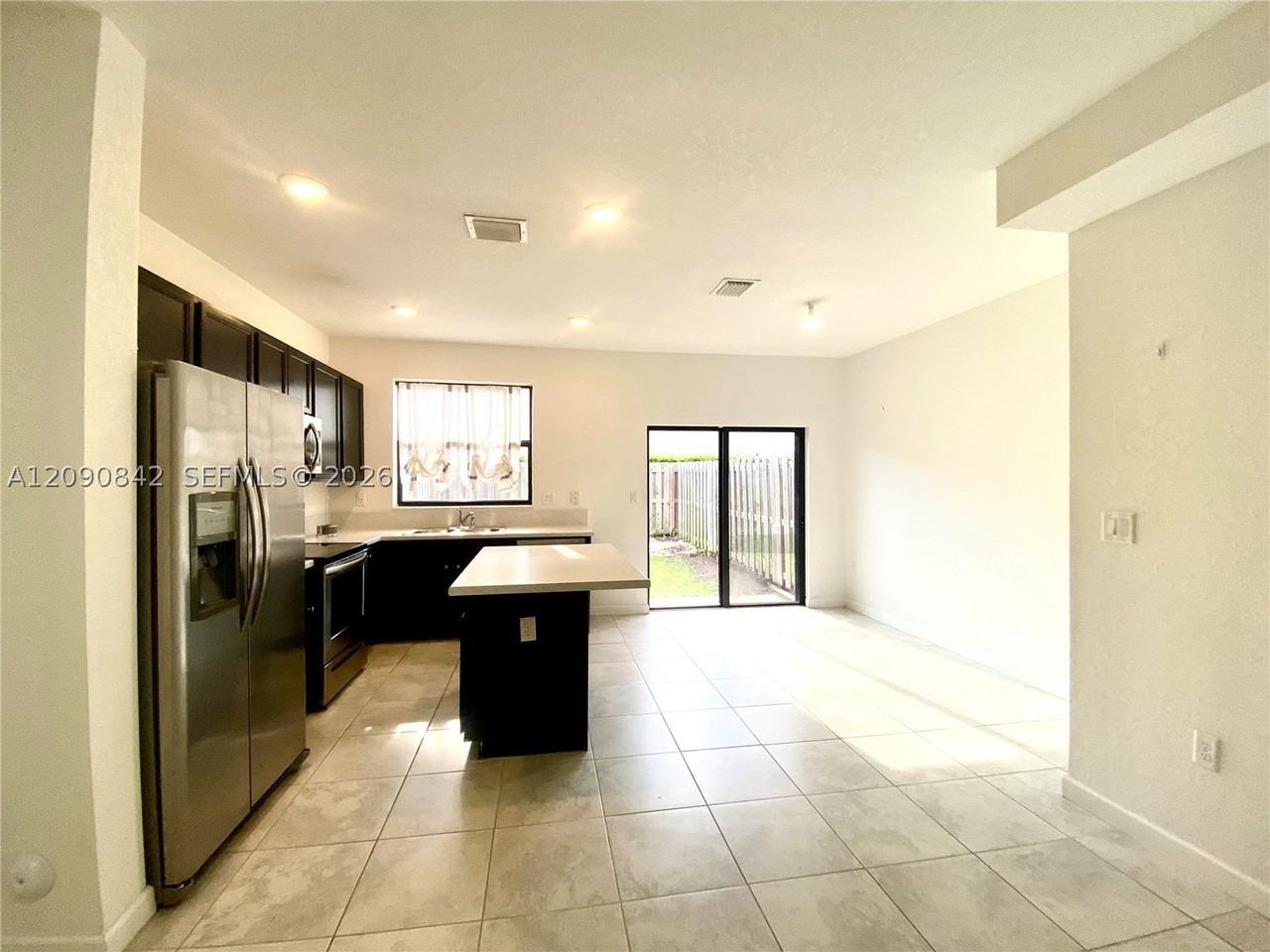 24902 Sw 114th Ave - Photo 3 of 16