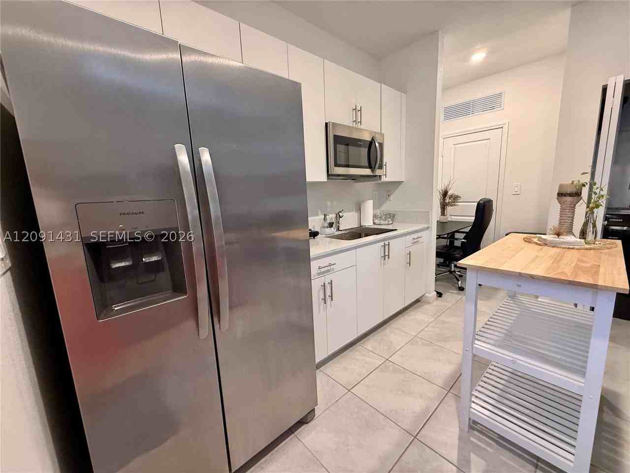 22751 Sw 131st Ave - Photo 3 of 19