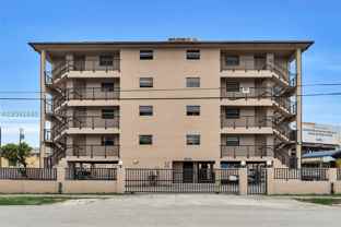 3945 Sw 89th Ave #203 - Photo 1 of 1