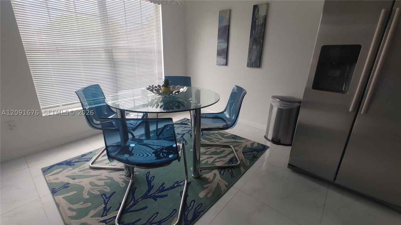 8148 Sun Palm Dr - Photo 5 of 46