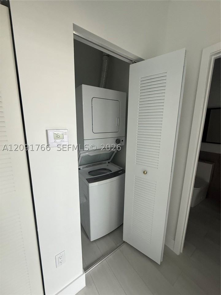 1091 E 17th St #403 - Photo 6 of 25
