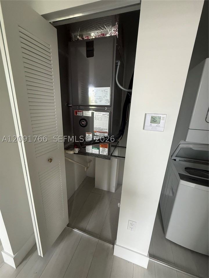 1091 E 17th St #403 - Photo 7 of 25