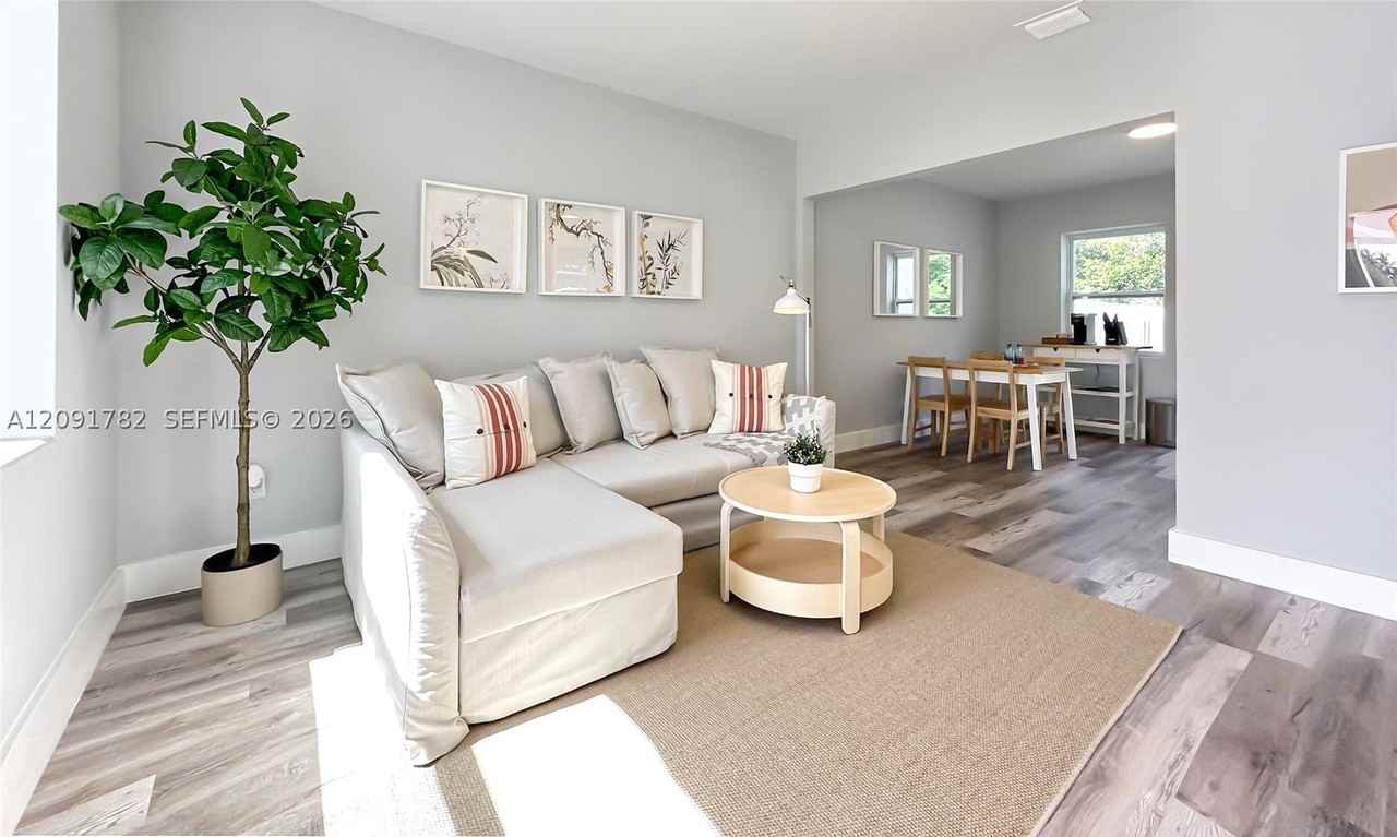 528 Sw 4th Ave #A - Photo 4 of 42