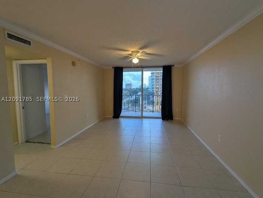 1801 N Flagler Dr #708 - Photo 4 of 12