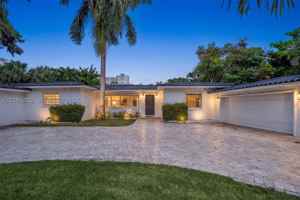 featured image of 1308 Seabreeze Blvd