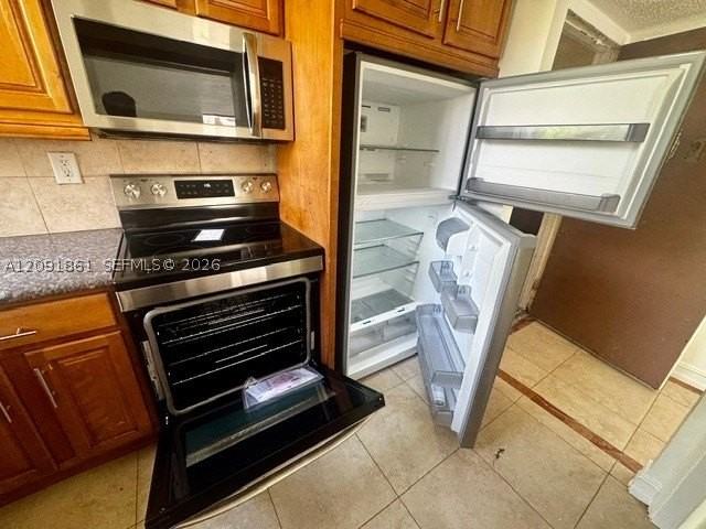 1754 Nw 55th Ave #204 - Photo 3 of 15