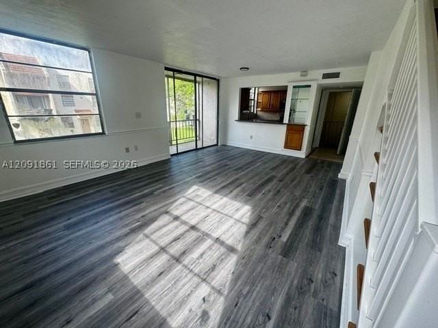 1754 Nw 55th Ave #204 - Photo 6 of 15