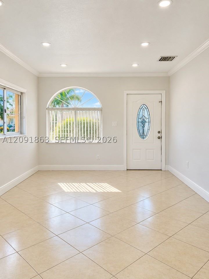 5945 Nw 38th St #5947 - Photo 2 of 9