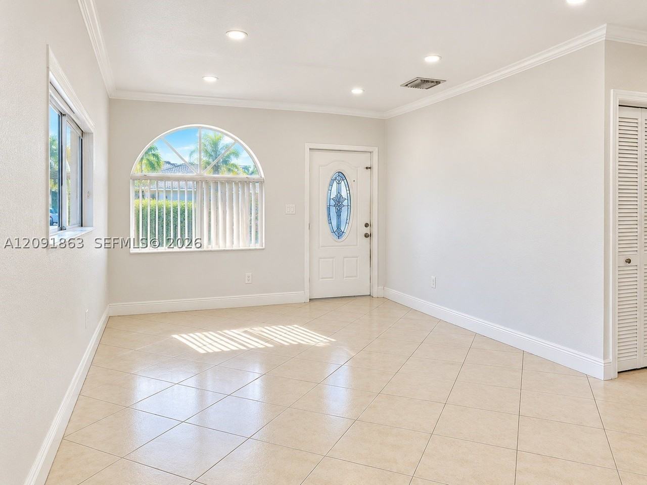 5945 Nw 38th St #5947 - Photo 3 of 9