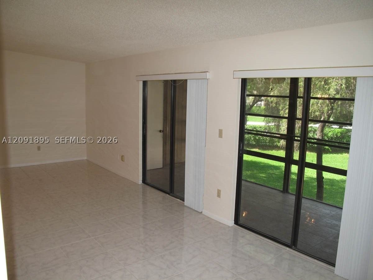 9940 S Belfort Cir #203 - Photo 3 of 6