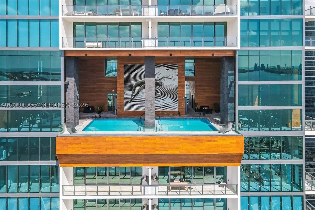 1451 Brickell Ave #2506